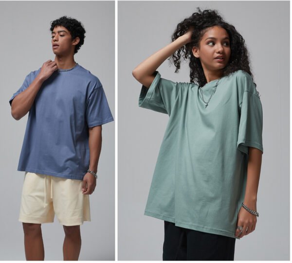 Custom 190 GSM Oversized Cotton T-Shirt 8801 - Style 8AA310 - product detail view 7 Custom 190 GSM Oversized Cotton T-Shirt 8801 - Style 8AA310 - product detail view 7