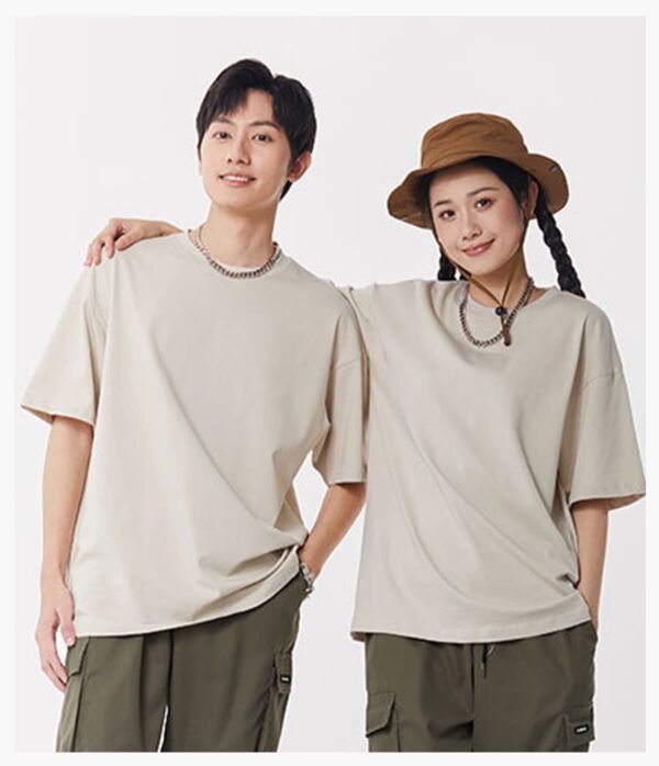 Custom Oversized 245 GSM T-Shirt for Controlled Drape - Style 5665CF - product detail view 12 Custom Oversized 245 GSM T-Shirt for Controlled Drape - Style 5665CF - product detail view 12