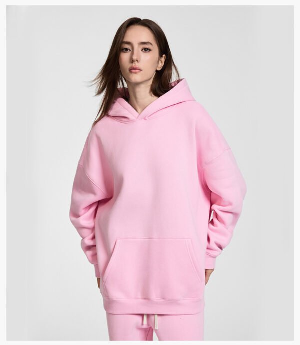 Custom 350GSM Oversized Drawcord-Free Fleece Hoodie 23807 - Style E0C789 - product detail view 13 Custom 350GSM Oversized Drawcord-Free Fleece Hoodie 23807 - Style E0C789 - product detail view 13