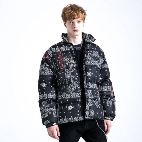 Boxy puffer jacket with a black and white bandana graphic print