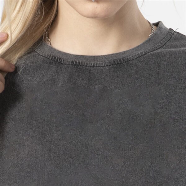 Custom Acid-Wash Cropped Pocket T-Shirt - Style 7E9D88 - product detail view 2 Custom Acid-Wash Cropped Pocket T-Shirt - Style 7E9D88 - product detail view 2