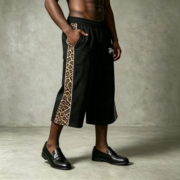 Custom Leopard Panel Flare Capri Jeans - Style 732CE2 - product detail view 6 Custom Leopard Panel Flare Capri Jeans - Style 732CE2 - product detail view 6