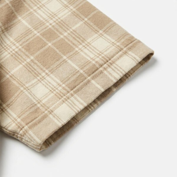 Custom Oversize Plaid Short-Sleeve Button-Up Shirt - Style 87C5C3 - product detail view 9