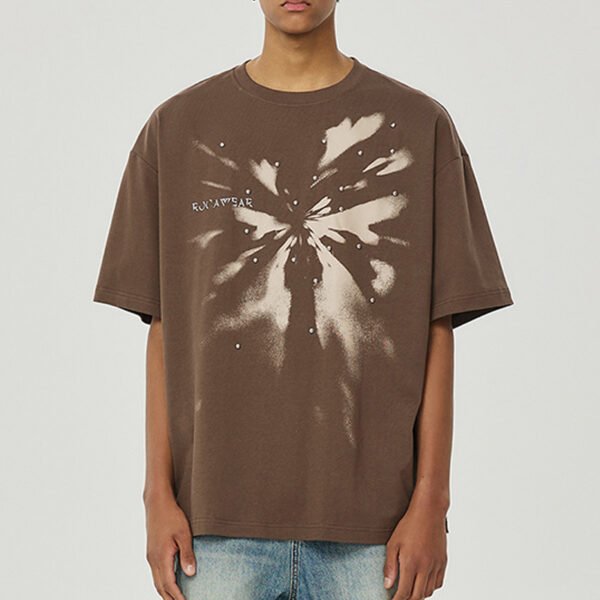 Custom Oversized Graphic Print Streetwear T-Shirt - Style 8E023F - product detail view 3 Custom Oversized Graphic Print Streetwear T-Shirt - Style 8E023F - product detail view 3