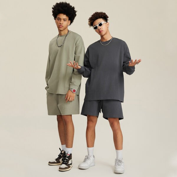 Custom Oversized Heavyweight Crewneck Sweatshirt | VW-20F9 - Style 20F9BB - product detail view 3 Custom Oversized Heavyweight Crewneck Sweatshirt | VW-20F9 - Style 20F9BB - product detail view 3