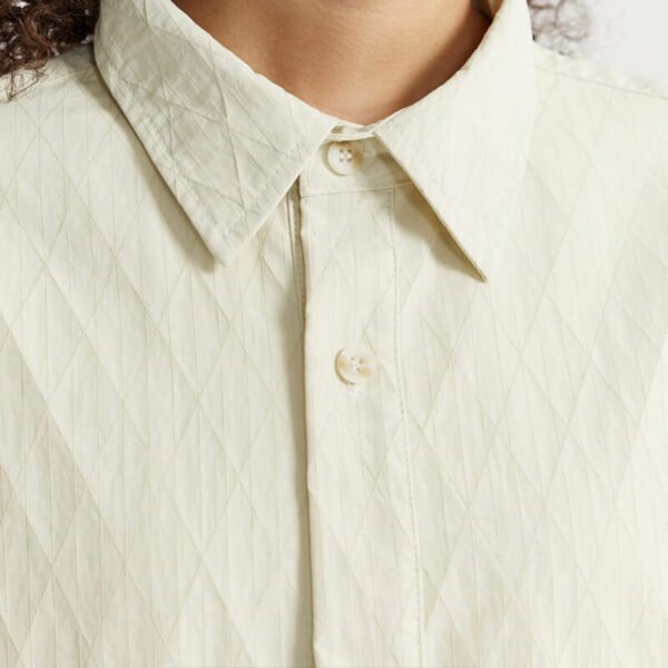 Custom Oversized Polyamide Textured Short-Sleeve Shirt CUS24039121S24 - Style B91668 - product detail view 11 Custom Oversized Polyamide Textured Short-Sleeve Shirt CUS24039121S24 - Style B91668 - product detail view 11