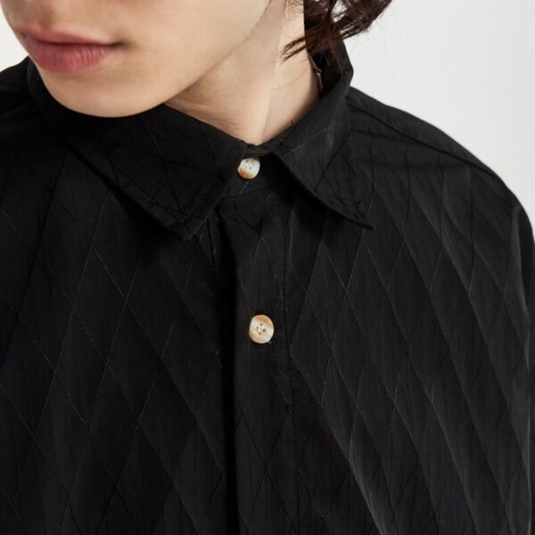 Custom Oversized Polyamide Textured Short-Sleeve Shirt CUS24039121S24 - Style B91668 - product detail view 13 Custom Oversized Polyamide Textured Short-Sleeve Shirt CUS24039121S24 - Style B91668 - product detail view 13
