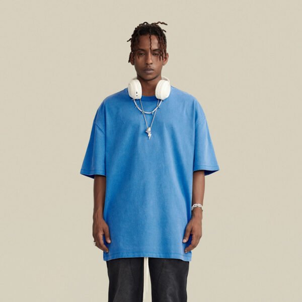 Custom Oversized Streetwear T-Shirt - Style 98F3B5 - product detail view 5 Custom Oversized Streetwear T-Shirt - Style 98F3B5 - product detail view 5