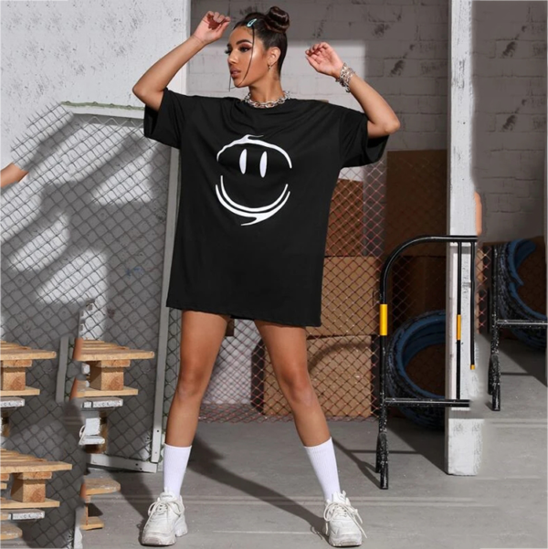 Custom Reflective Oversized Black T-Shirt - Style CB86AA - product detail view 3 Custom Reflective Oversized Black T-Shirt - Style CB86AA - product detail view 3