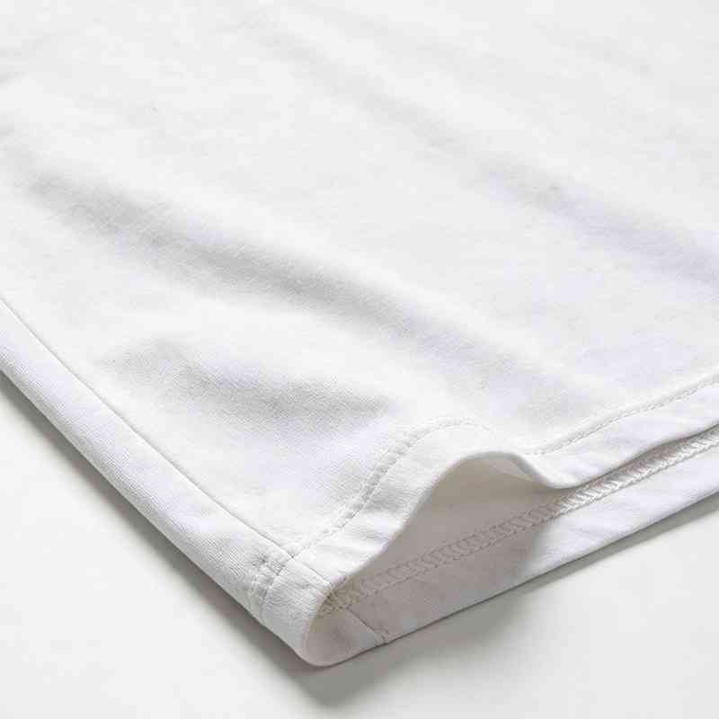 Plain white washed t-shirt detail