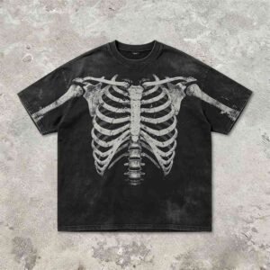 Washed black t-shirt with a detailed skeleton graphic